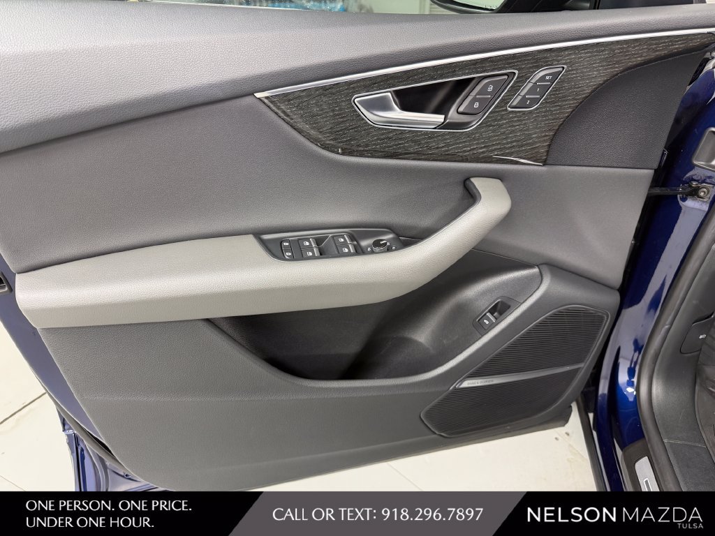Used 2019 Audi Q8 Prestige AWD/4WD image 18