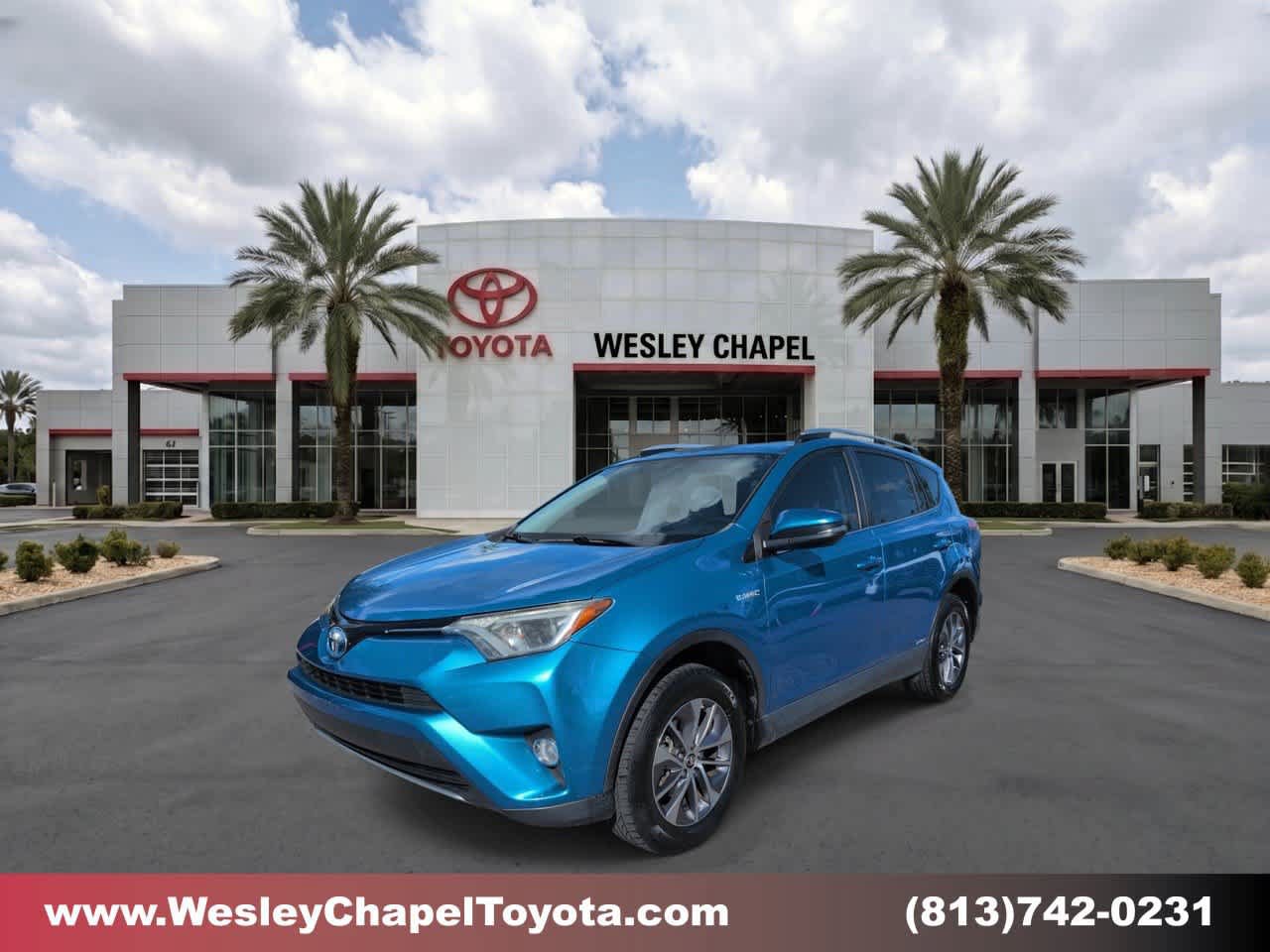 Used 2016 Toyota RAV4 XLE AWD/4WD image 1