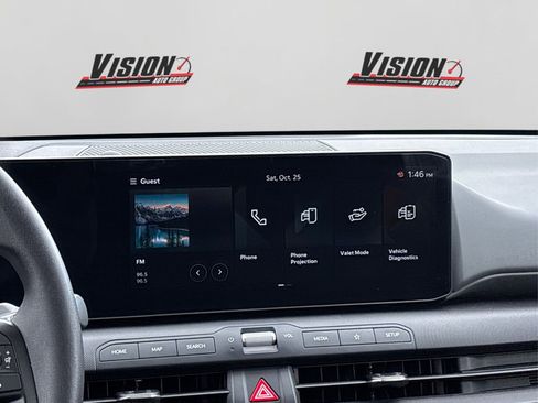 Used 2025 Kia K4 LXS image 17