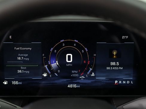 Used 2026 Chevrolet Equinox LT w/ Midnight Edition image 11