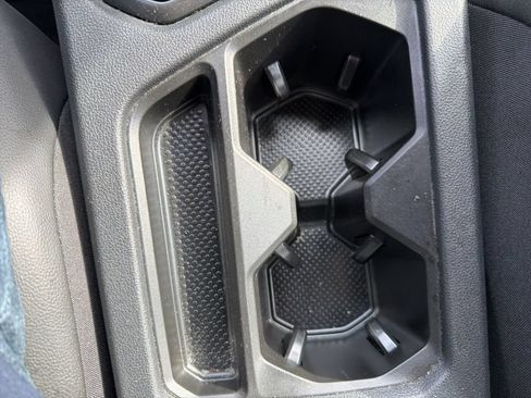 Used 2024 Volkswagen Tiguan SE FWD image 28
