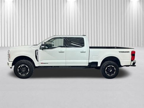 New 2026 Ford F350 Platinum w/ Platinum Plus Package AWD/4WD image 3