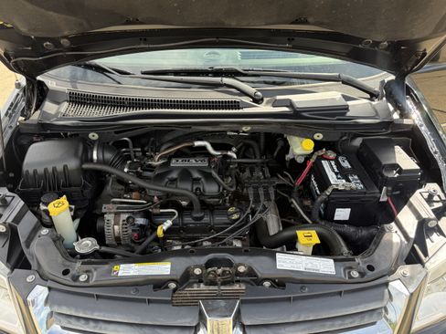 Used 2008 Dodge Grand Caravan SXT FWD image 30