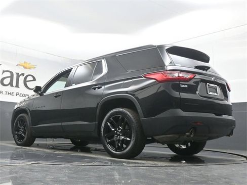 Used 2020 Chevrolet Traverse LT image 5