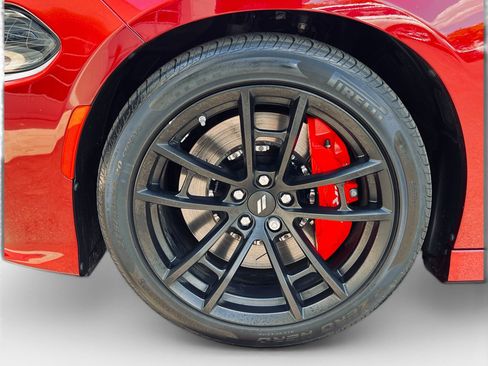 Used 2022 Dodge Charger Scat Pack w/ Dynamics Package RWD image 11