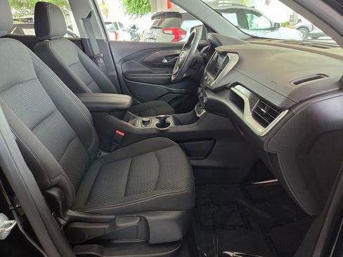 Used 2023 GMC Terrain SLE w/ Driver Convenience Package FWD image 14
