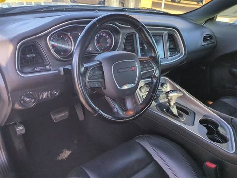 Used 2019 Dodge Challenger SXT w/ Plus Package image 15