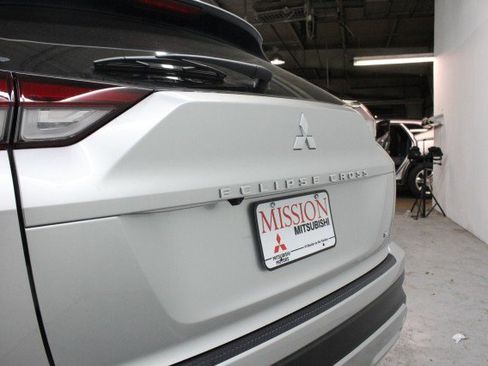 New 2026 Mitsubishi Eclipse Cross SE image 4