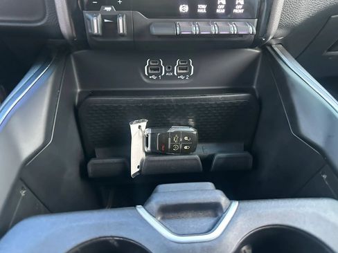 Used 2021 RAM 3500 Laramie AWD/4WD image 46