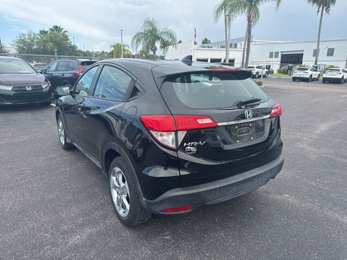 Used 2020 Honda HR-V LX image 5