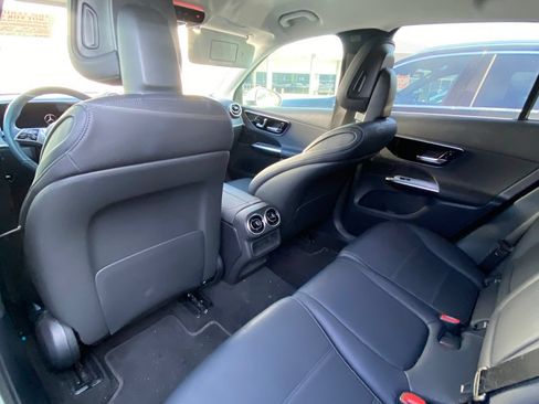 Certified 2025 Mercedes-Benz GLC 350e 4MATIC image 11