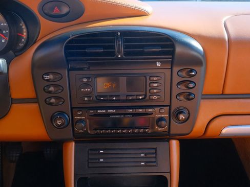 Used 2003 Porsche 911 Carrera 4S image 17