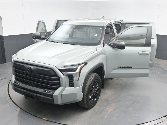 Used 2024 Toyota Tundra SR5 w/ SR5 Premium Package AWD/4WD image 48