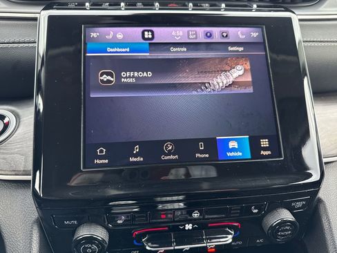 Certified 2022 Jeep Grand Cherokee L Limited image 27