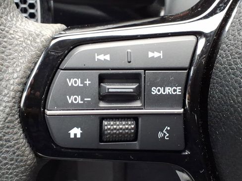 Used 2023 Honda Civic LX image 29