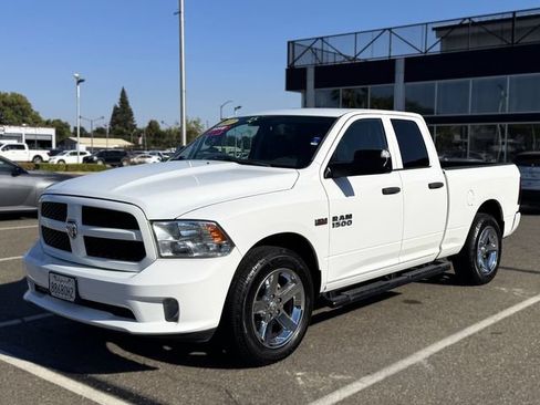 Used 2017 RAM 1500 Express w/ Express Value Package RWD image 8