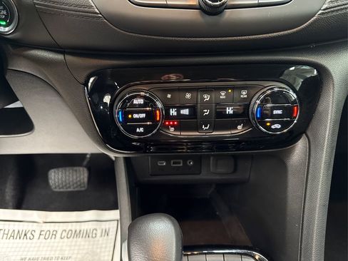Used 2023 Buick Encore GX Select image 29