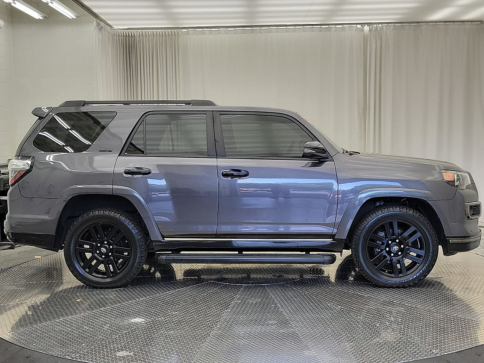 Used 2021 Toyota 4Runner Nightshade AWD/4WD image 30