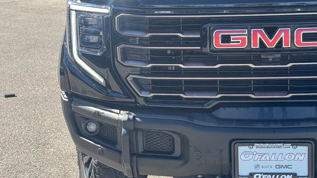 Used 2023 GMC Sierra 1500 AT4X AWD/4WD image 9