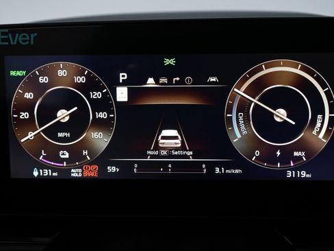 Used 2025 Kia Niro Wind w/ Wind Preserve Package FWD image 7