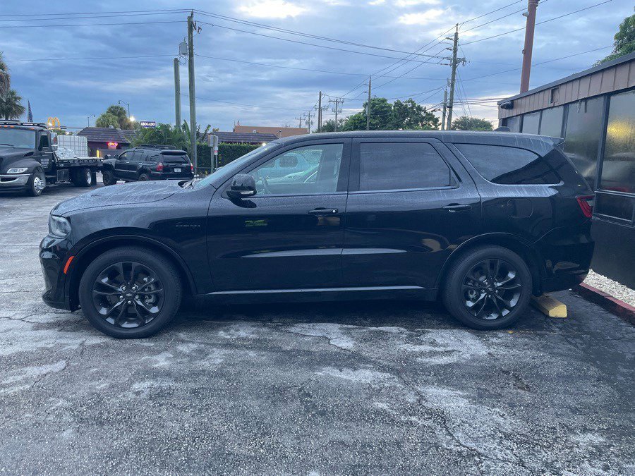 Used 2022 Dodge Durango R/T w/ Blacktop Package AWD/4WD image 1