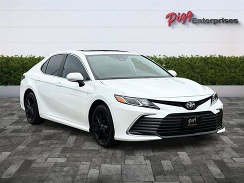 Used 2024 Toyota Camry LE w/ Convenience Package FWD image 48