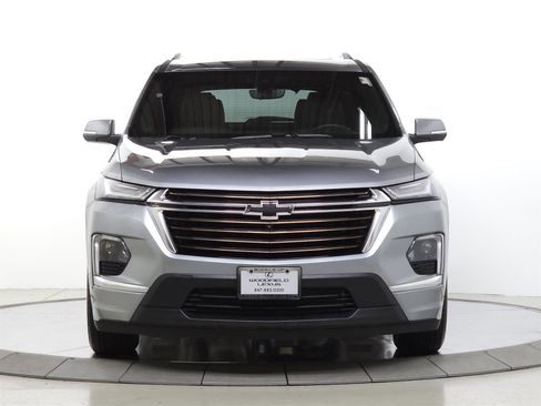 Used 2023 Chevrolet Traverse High Country w/ LPO, Floor Liner Package AWD/4WD image 2