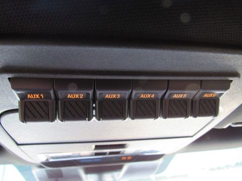 Used 2024 Ford F250 Platinum w/ Tremor Off-Road Package AWD/4WD image 26