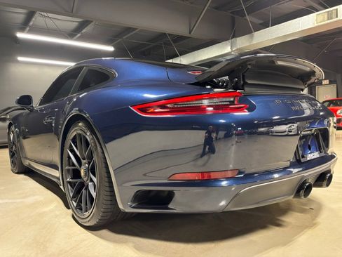 Used 2019 Porsche 911 Carrera GTS RWD image 6