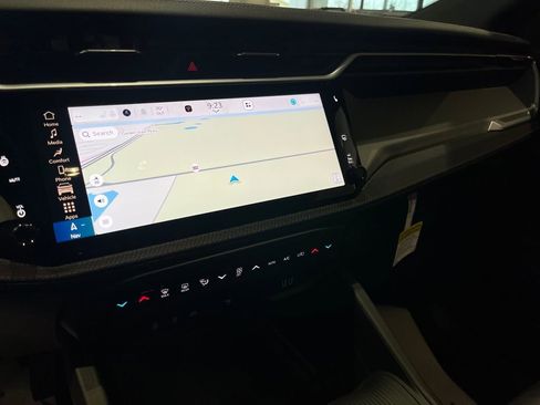 New 2026 Jeep Cherokee Limited image 15