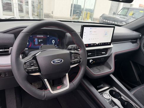 Used 2025 Ford Explorer ST w/ Sun And Sound Package image 5