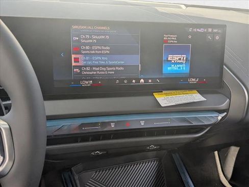 Used 2026 BMW X3 xDrive30 w/ M Sport Package image 12