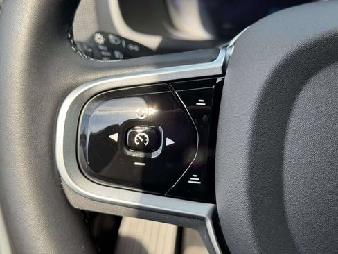 Certified 2026 Volvo XC90 B6 Plus w/ Protection Package Premier AWD/4WD image 19