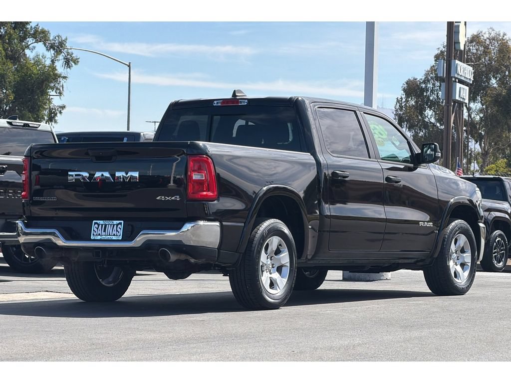 Used 2025 RAM 1500 Big Horn AWD/4WD image 4