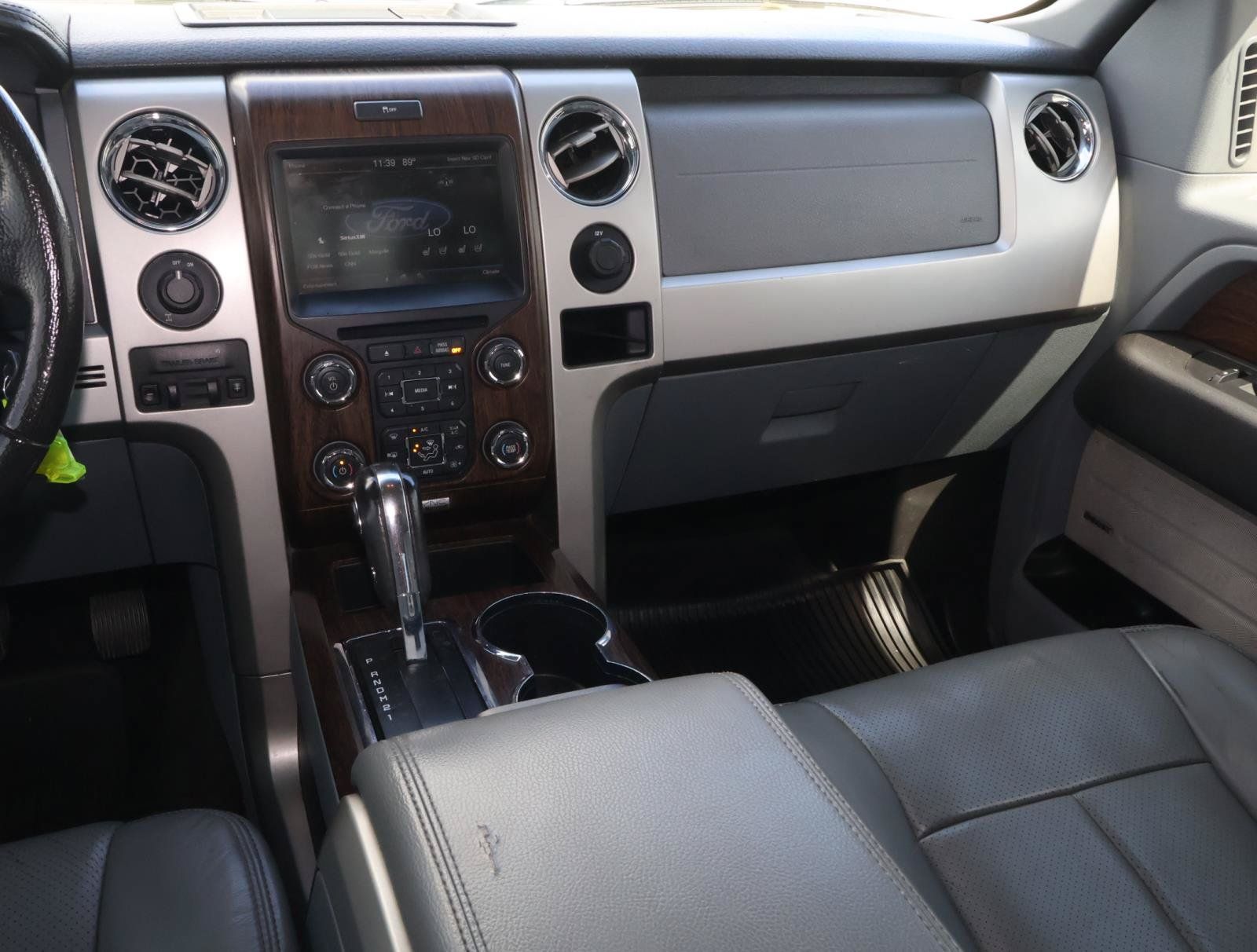 Used 2013 Ford F150 Lariat w/ Luxury Equipment Group RWD image 12