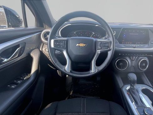 Used 2021 Chevrolet Blazer LT w/ Midnight/Sport Edition FWD image 9
