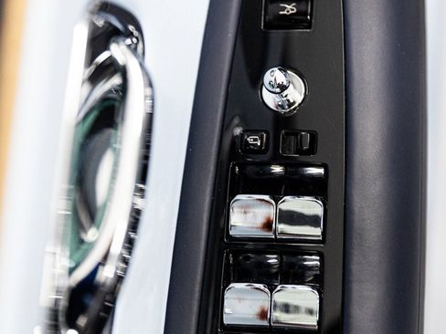 Used 2022 Rolls-Royce Ghost w/ Ghost Package image 26