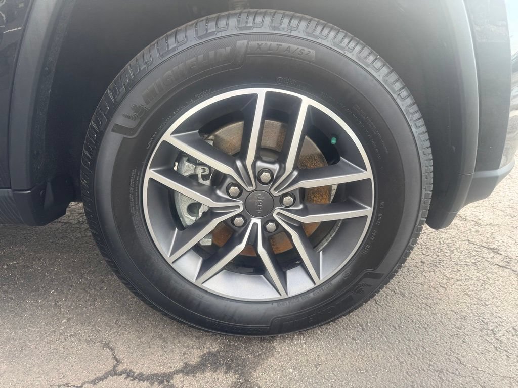 Certified 2022 Jeep Grand Cherokee Limited AWD/4WD image 51