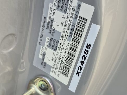 Used 2024 MAZDA MX-5 Miata RF Grand Touring w/ Appearance Package RWD image 17