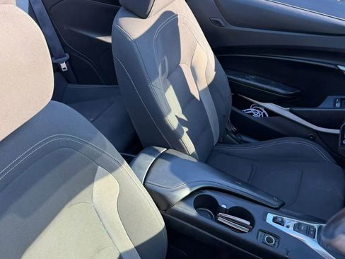 Used 2017 Chevrolet Camaro SS RWD image 14