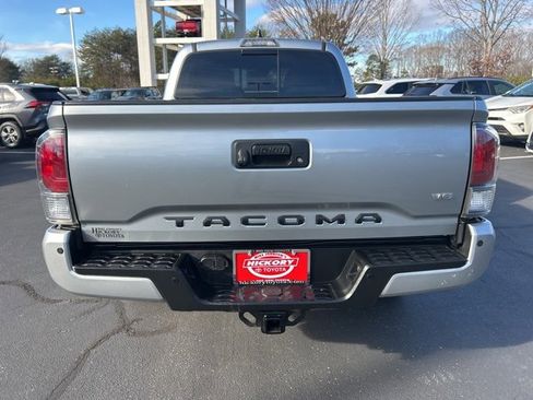 Used 2023 Toyota Tacoma TRD Sport image 6