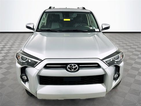 Certified 2023 Toyota 4Runner SR5 Premium image 2