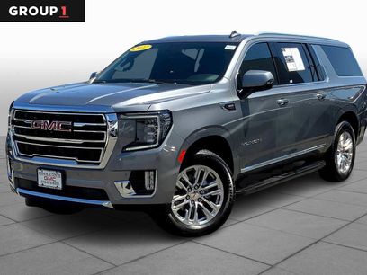 Used 2022 GMC Yukon XL SLT w/ SLT Premium Package
