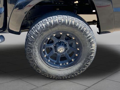 Used 2008 Toyota Tacoma PreRunner RWD image 9