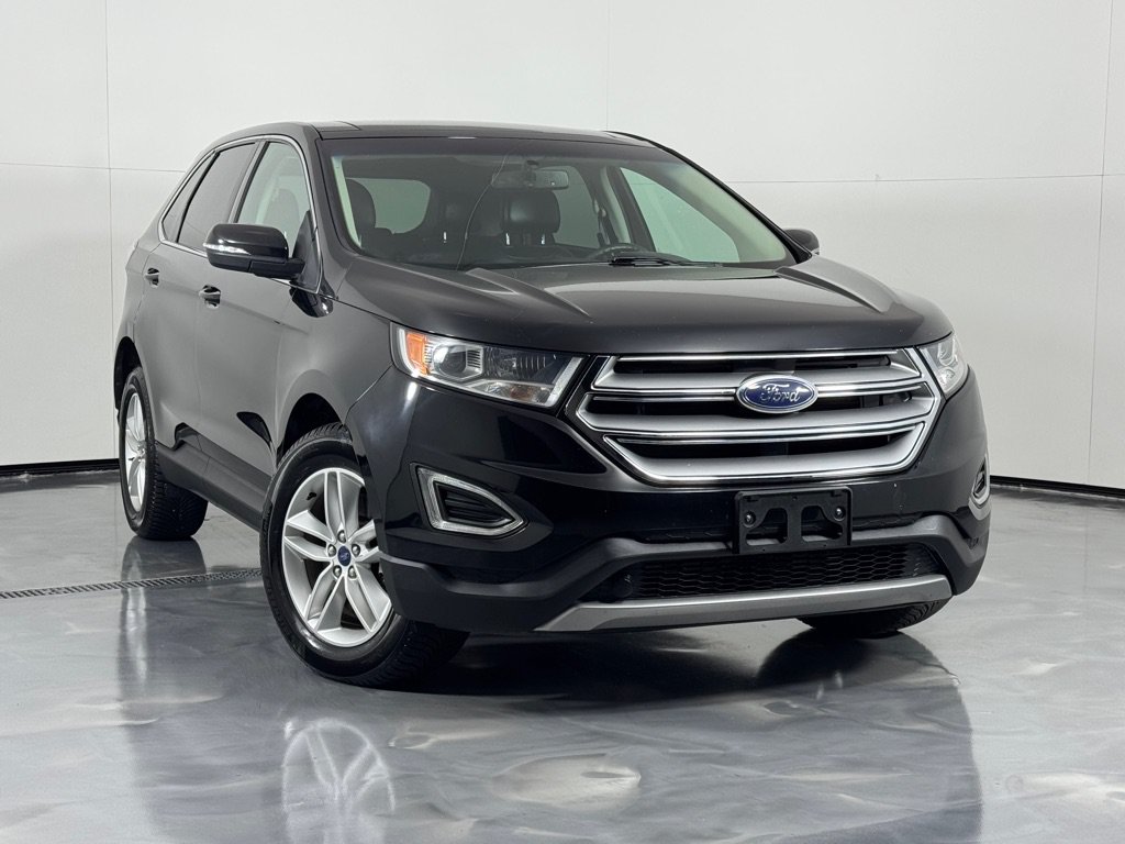 Used 2016 Ford Edge SEL w/ Equipment Group 201A AWD/4WD image 2