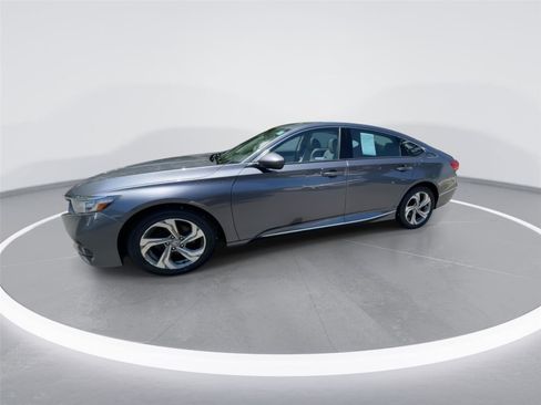 Used 2018 Honda Accord EX-L image 4