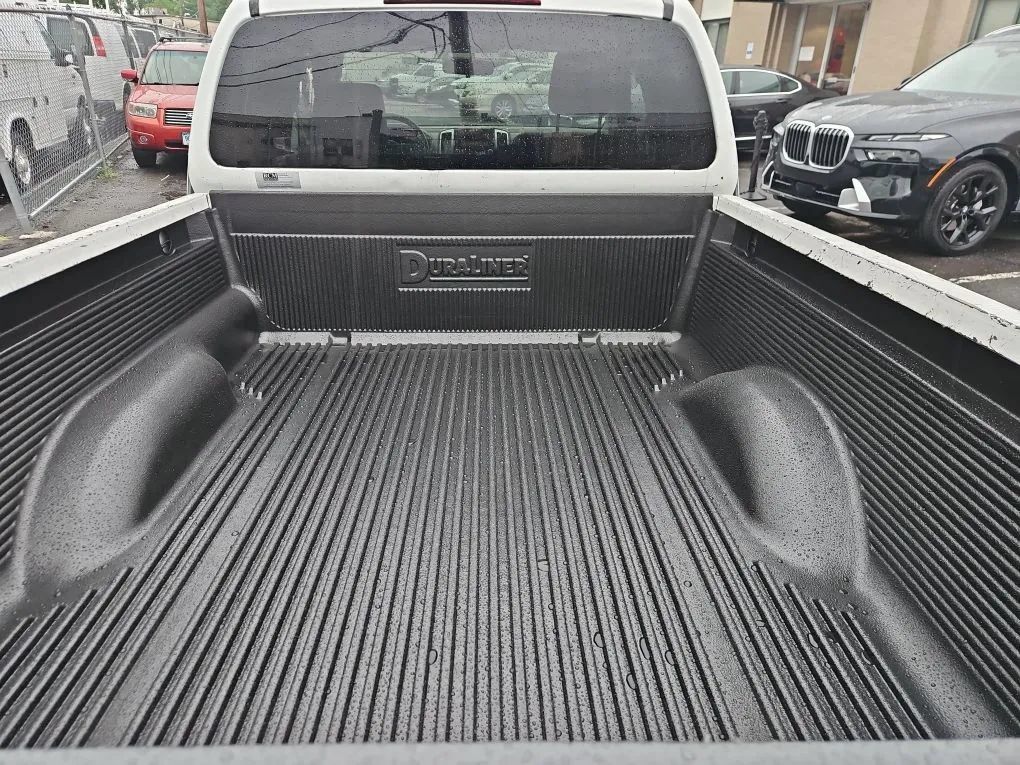 Used 2016 Nissan Frontier S RWD image 8