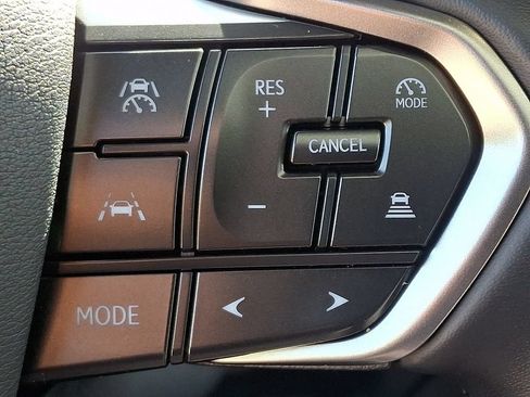 Used 2024 Lexus GX 550 w/ Accessory Package (Z1) AWD/4WD image 24