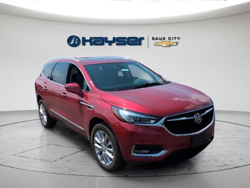 Used 2021 Buick Enclave Premium w/ Sun and Sites Package FWD image 3