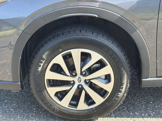 Used 2020 Subaru Outback Premium AWD/4WD image 12